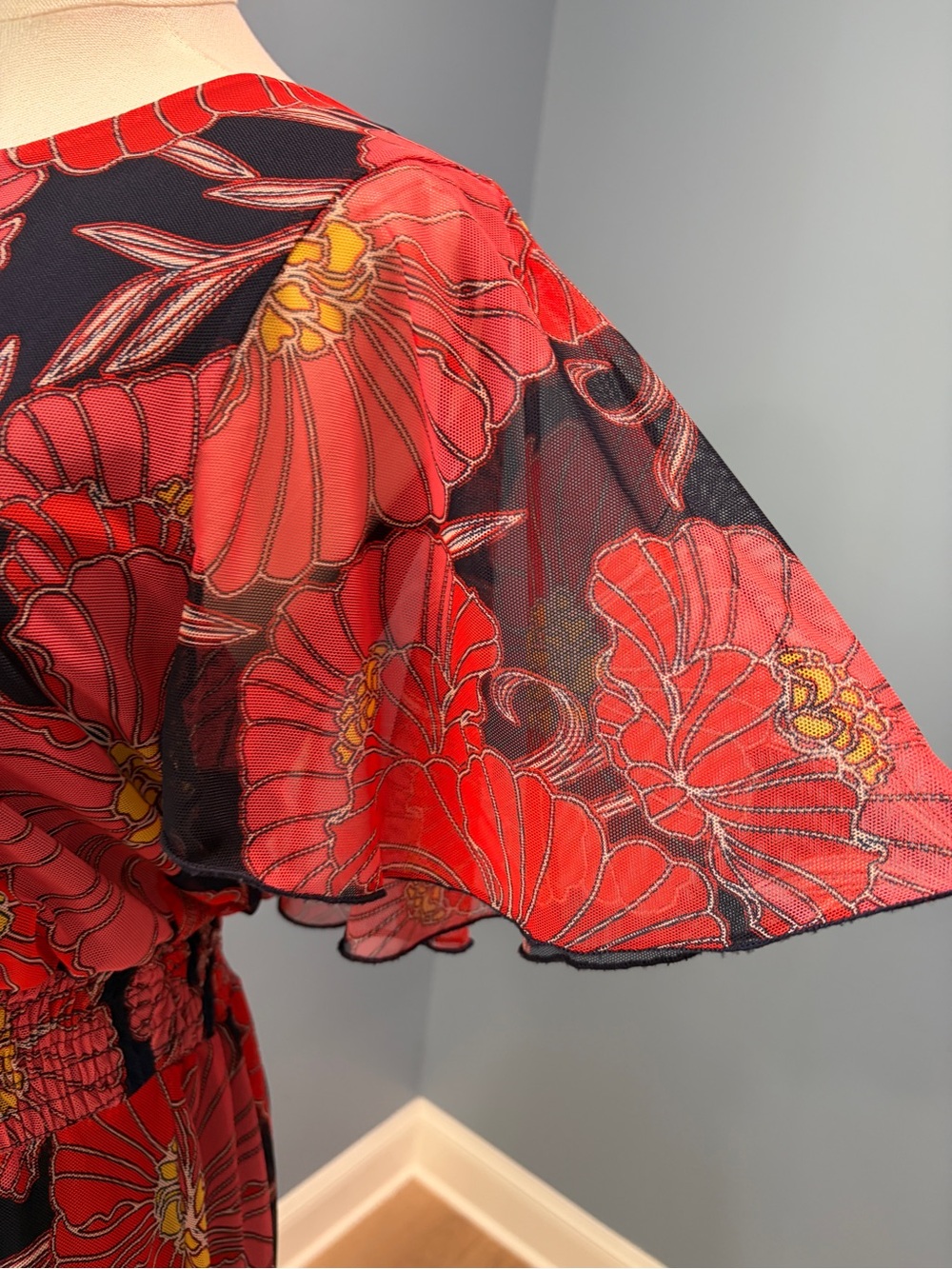 Kate & Lily Red Pink Floral Maxi Dress Size 6 Cape Overlay Flutter Sleeve Lined - Picture 5 of 11